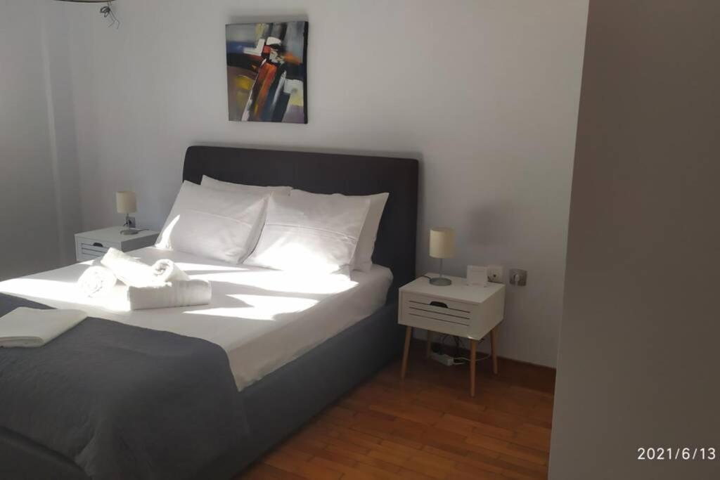 Cozy And Friendly Flat In Nafplio Apartment ภายนอก รูปภาพ