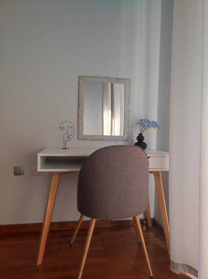 Cozy And Friendly Flat In Nafplio Apartment ภายนอก รูปภาพ